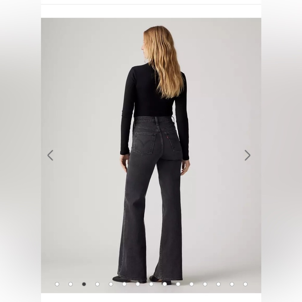 Levi’s Ribcage Flare Jeans